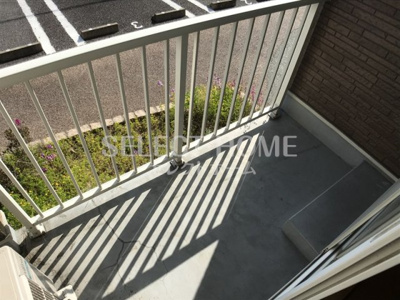 【バルコニー】 | ボーシャルダンＢ | バルコニー付きです