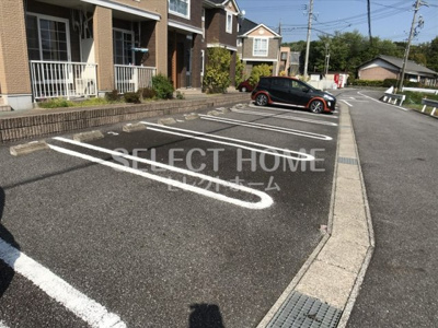 【駐車場】 | ボーシャルダンＢ | 駐車スペースもあります