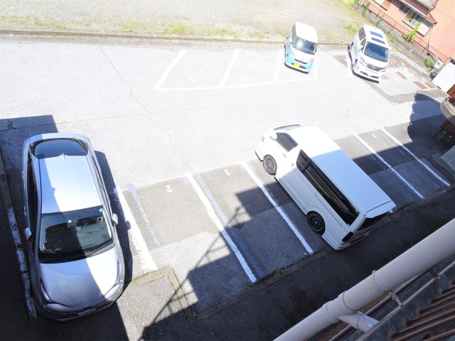 杉野コーポの駐車場