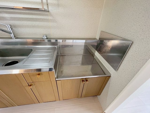 宝塚市安倉南４丁目の賃貸マンションのキッチン