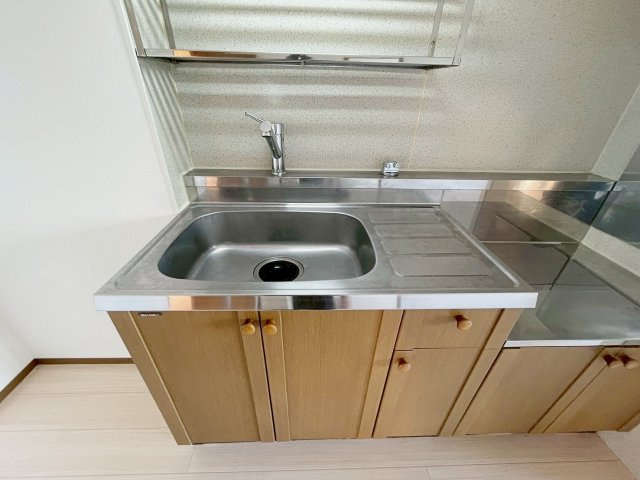 宝塚市安倉南４丁目の賃貸マンションのキッチン