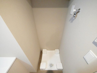 【設備】 | Louis Residence 弁天町 | 洗濯機置き場です
