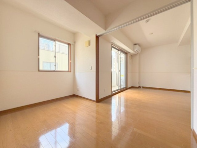 【居間・リビング】 | ドルチェ広島駅北口