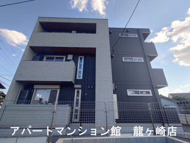 セレウィータ栄町の外観