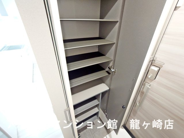 セレウィータ栄町の収納