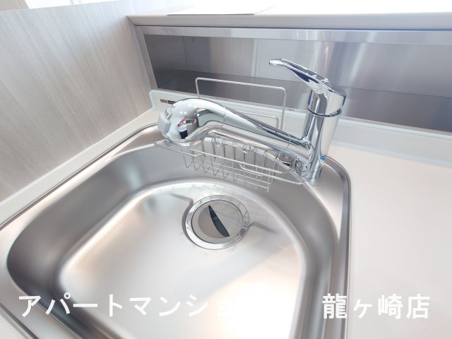 セレウィータ栄町のキッチン