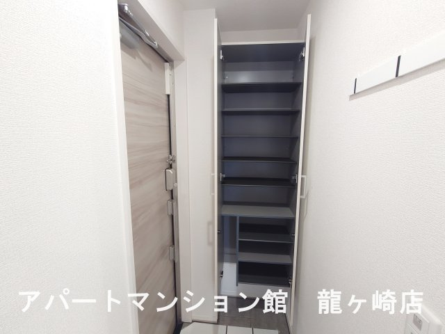 セレウィータ栄町の収納