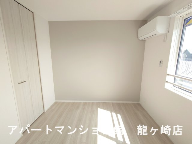 セレウィータ栄町の寝室