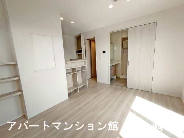 セレウィータ栄町の居間・リビング