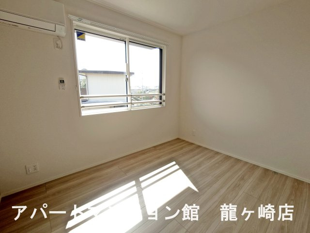 セレウィータ栄町の寝室