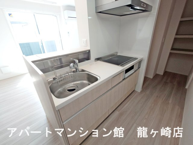 セレウィータ栄町のキッチン
