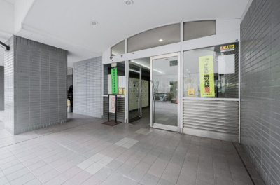 【エントランス】 | ツインタワー住利毛利館