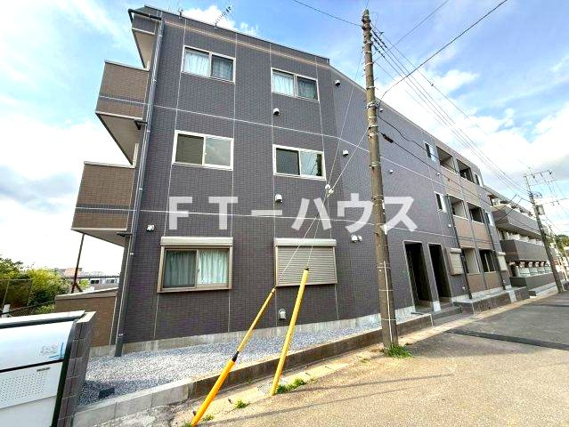 グランディオ検見川の外観