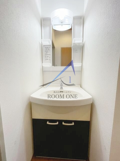 ヴェルト五反田西の洗面所|独立洗面台です。