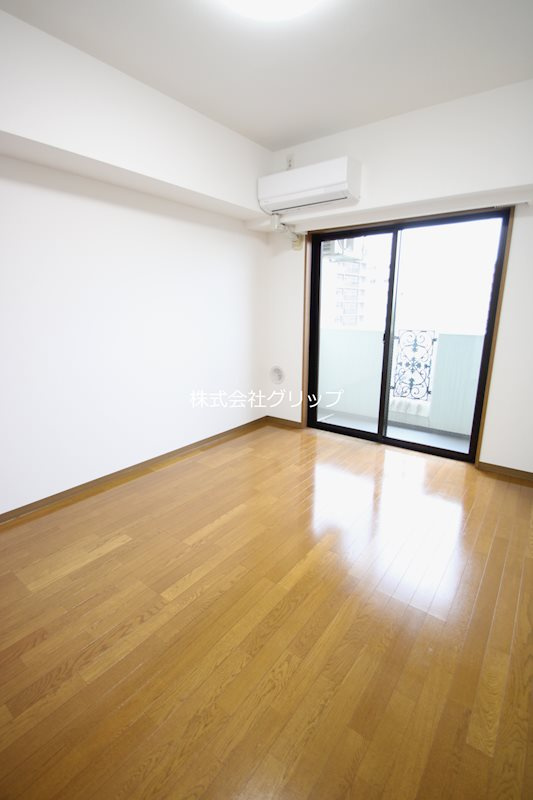 グリフィン横浜・反町公園の洋室