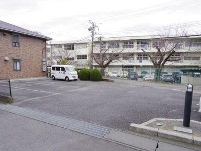 【駐車場】 | シャルムアイ Ａ・Ｂ | 駐車場