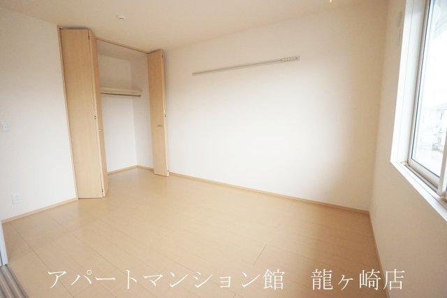 Cerejeira（セレシェイラ） Aの洋室