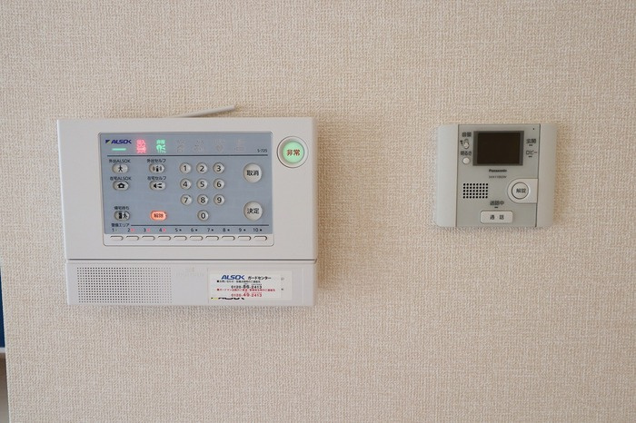 メゾンシャルマンのセキュリティ|ALSOKホームセキュリティ・TVインターホン
