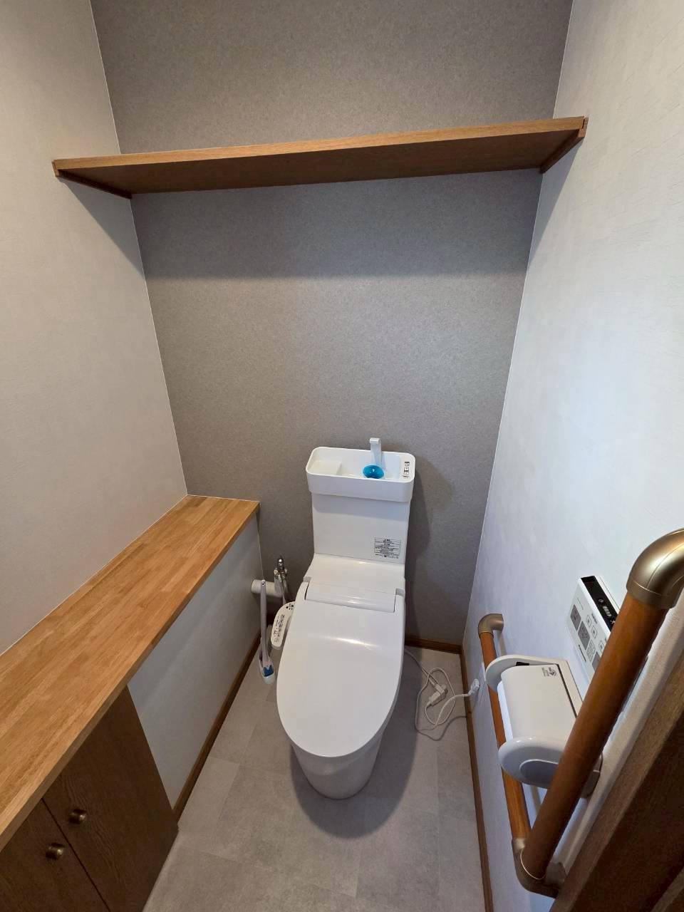 春採5丁目　中古住宅のトイレ