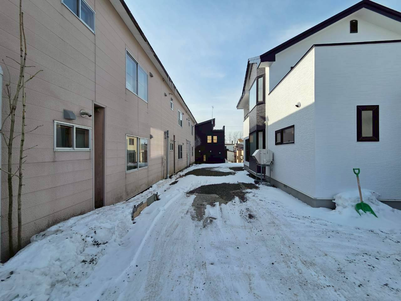 春採5丁目　中古住宅の外観|敷地横（北側）