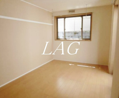 【居間・リビング】 | アヴニール三軒茶屋 | 洋室のお部屋です。