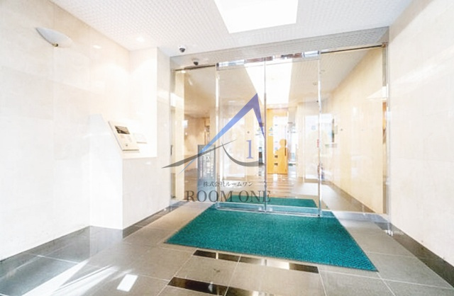 パレステュディオ代々木上原のエントランス|エントランスです。