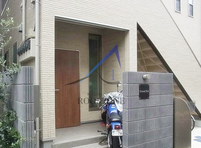 Ｏｒｉｅｎｔａｌ　Ｒｅｓｔのエントランス|エントランスです。