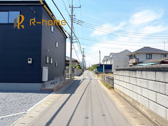 第3土浦市並木　新築戸建て　1号棟の前面道路含む現地写真|堂々！建物完成♪実際のお部屋をご見学可能です♪
ご見学が一番の資料！お気軽にお問い合わせ下さい♪