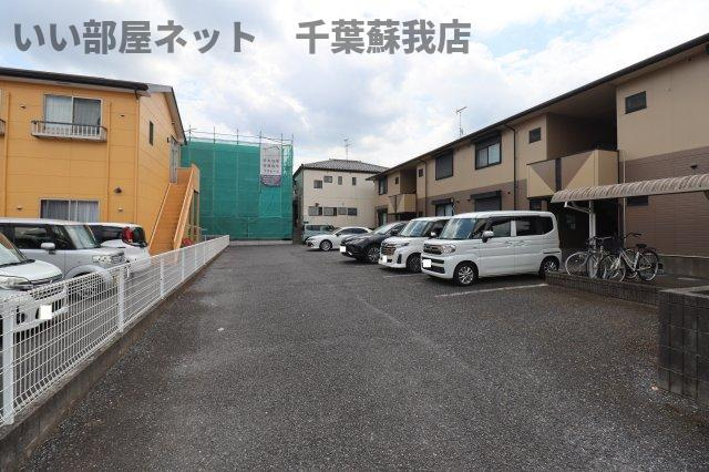 アネックス　壱番館の駐車場|車をお持ちの方に嬉しい駐車場付きの物件です