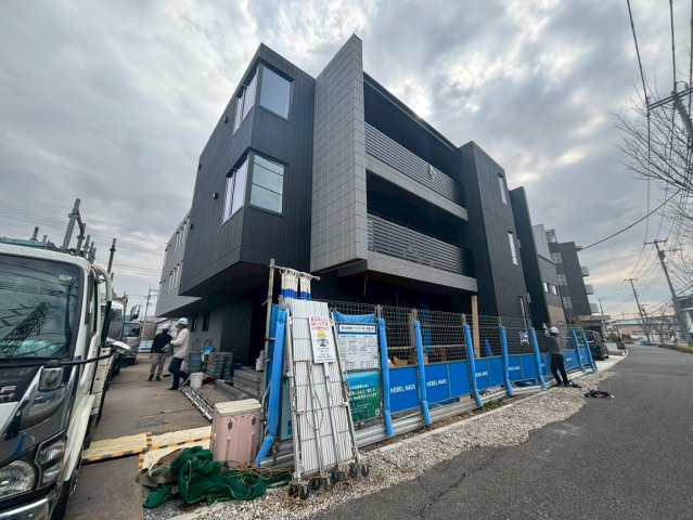 ウエスト・ノワールの外観