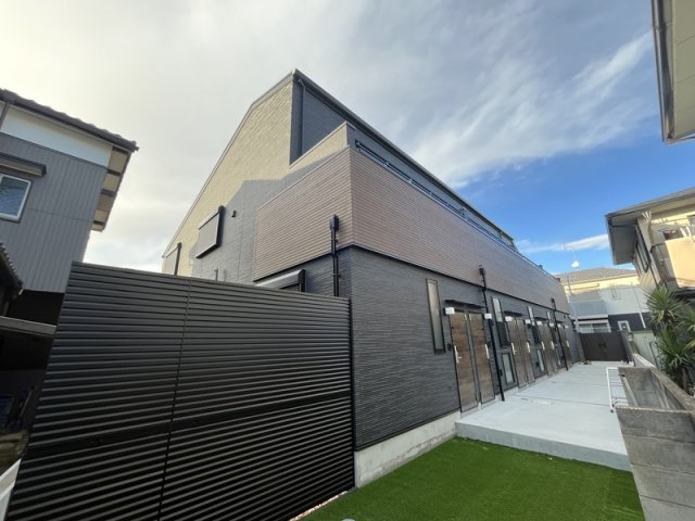 調布市国領町５丁目のアパート