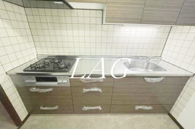 【キッチン】 | 綾東ヴィレッジ弐番館 | キッチンです。