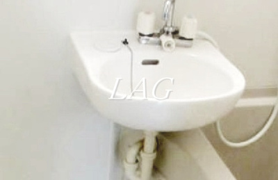 【洗面所】 | クミハウス上野 | 洗面台です。