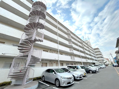 【外観】 | 高槻セントポリア