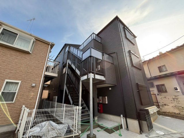 川崎市多摩区枡形３丁目のアパートの外観