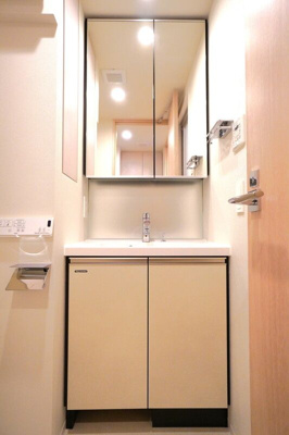 【独立洗面台】 | ルフォンプログレ西大井プレミア | 独立洗面台です