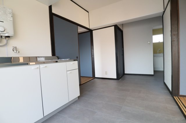 筒井ハイツの居間・リビング