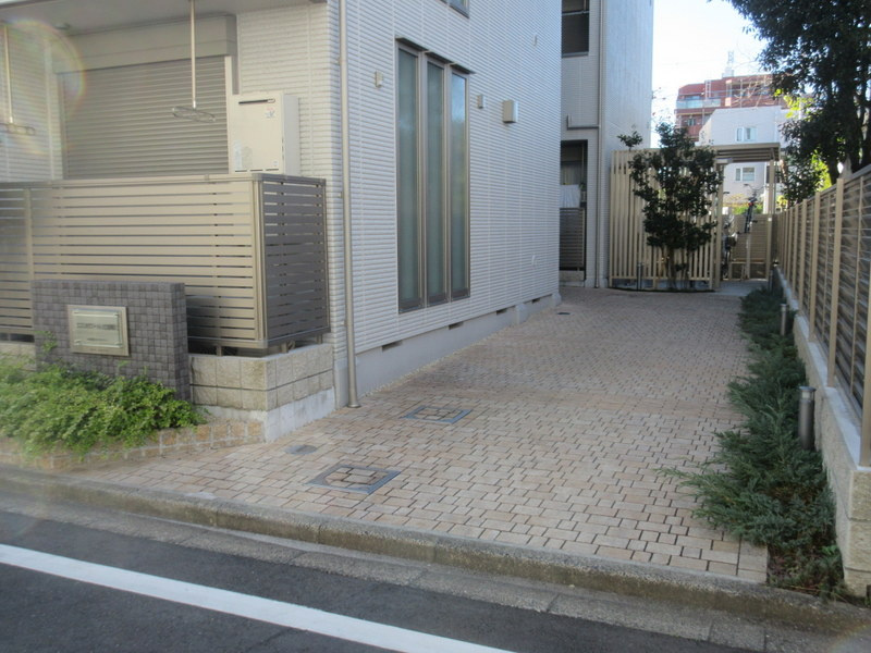 エスポワール北浦和のエントランス