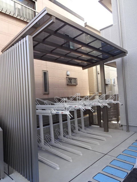 エスポワール北浦和のその他共用部分|★入居者専用屋根付き自転車置き場★
