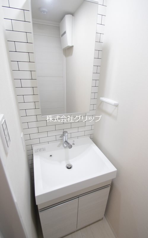 Le'a横濱プレステージの独立洗面台