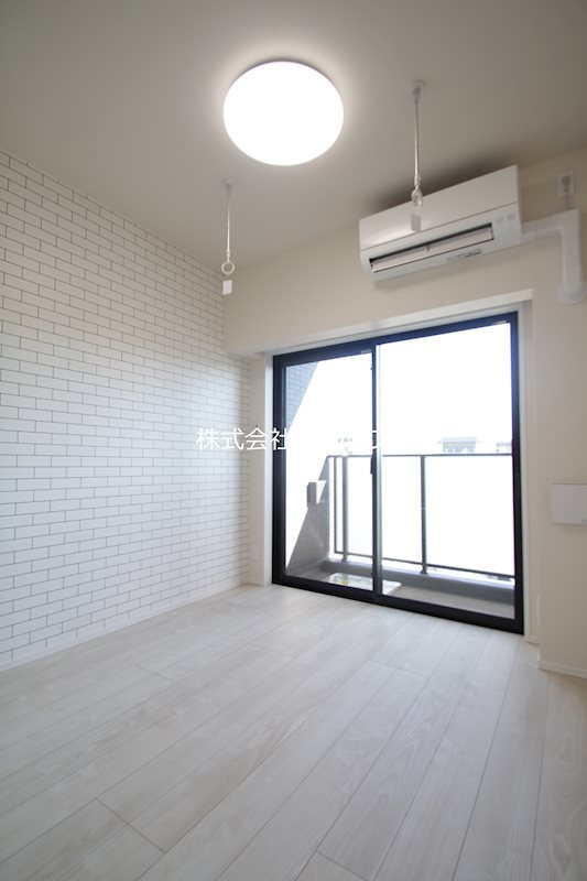 Le'a横濱プレステージの洋室