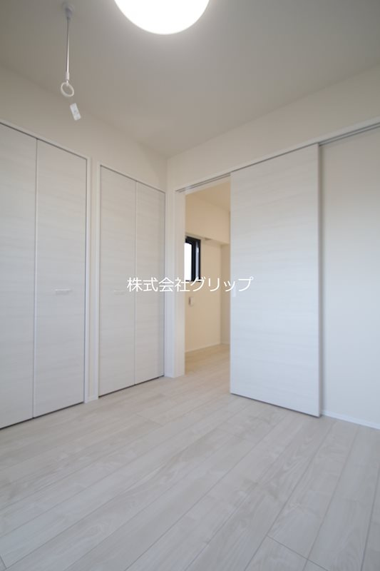 Le'a横濱プレステージの洋室