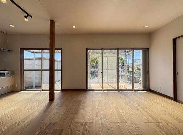 中古 戸建ての居間・リビング