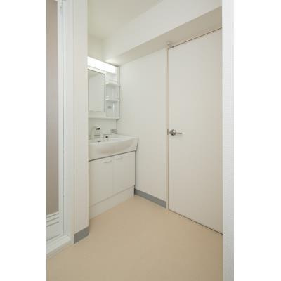 府中市若松町３丁目の賃貸マンションの居間・リビング|※写真は同タイプ住戸です。