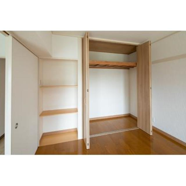 府中市若松町３丁目の賃貸マンションの収納|※写真は同タイプ住戸です。
