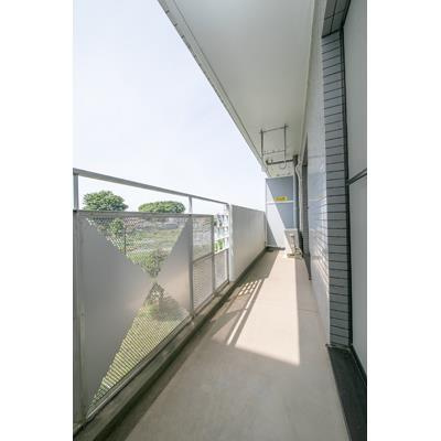 府中市若松町３丁目の賃貸マンションのバルコニー|※写真は同タイプ住戸です。