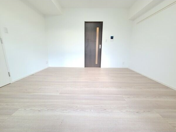 ディアレイシャス大須赤門通本町の居間・リビング