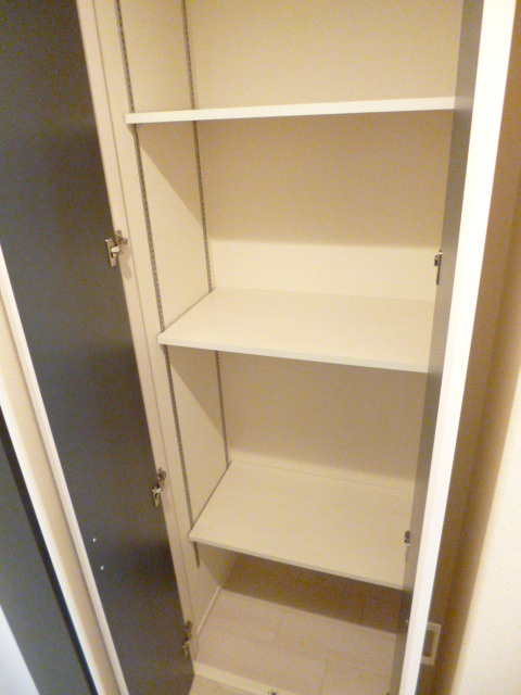 Ｂｒｉｌｌｅｒ ｇｌｙｃｉｎｅｓ（ブリエグリシーヌ）の玄関|★下駄箱★