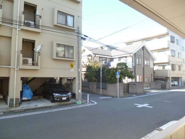 Ｂｒｉｌｌｅｒ ｇｌｙｃｉｎｅｓ（ブリエグリシーヌ）の展望|★バルコニーからの景色★