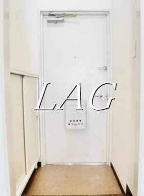 【玄関】 | ニューハイツ中落合 | 玄関です。